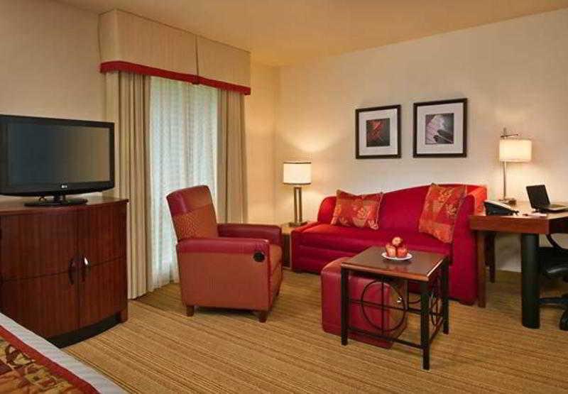 Residence Inn Philadelphia Willow Grove Horsham Room photo